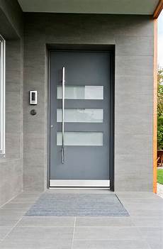 Aluminum Commercial Door