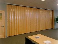 Acordeon Door