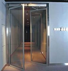 Double Swing Door