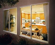 Hung Windows Open