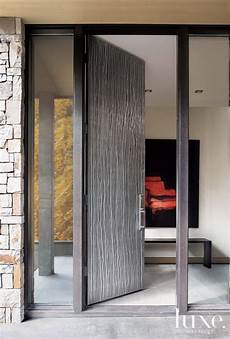 Lux Embossed Door