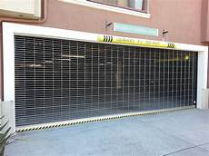 Rollup Gate